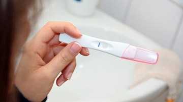 Тест на беременность 2 полоска еле видна фото